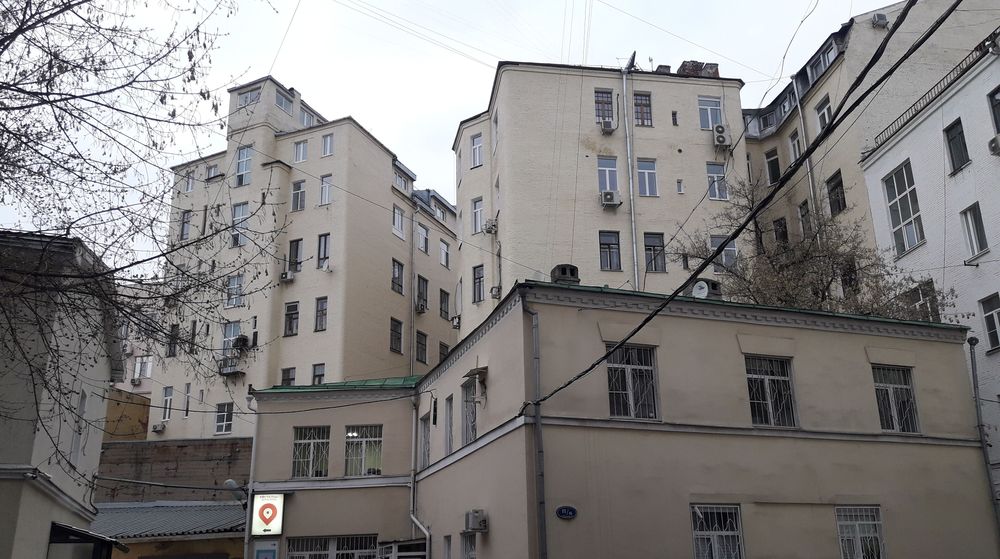 Кривоколенный переулок, 14. Вид на дом Скальского со двора дома 11 по Архангельскому переулку - Старая Москва с Дмитрием Линдером Кривоколенный переулок, 14. Вид на дом Скальского со двора дома 11 по Архангельскому переулку