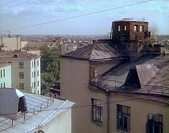 Вышка, кадр из фильма «Дворы нашего детства» - Старая Москва с Дмитрием Линдером Вышка, кадр из фильма «Дворы нашего детства»